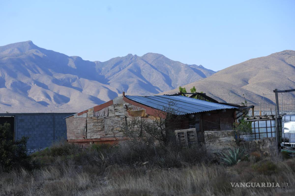 $!A pesar de las restricciones, los ‘invasores’ han comenzado a construir en el asentamiento irregular.