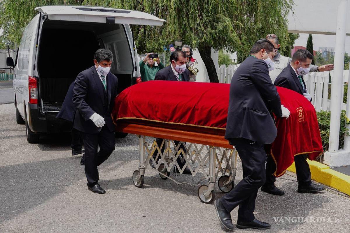 $!El ex mandatario falleció a los 100 años la noche del viernes en su casa de Morelos.