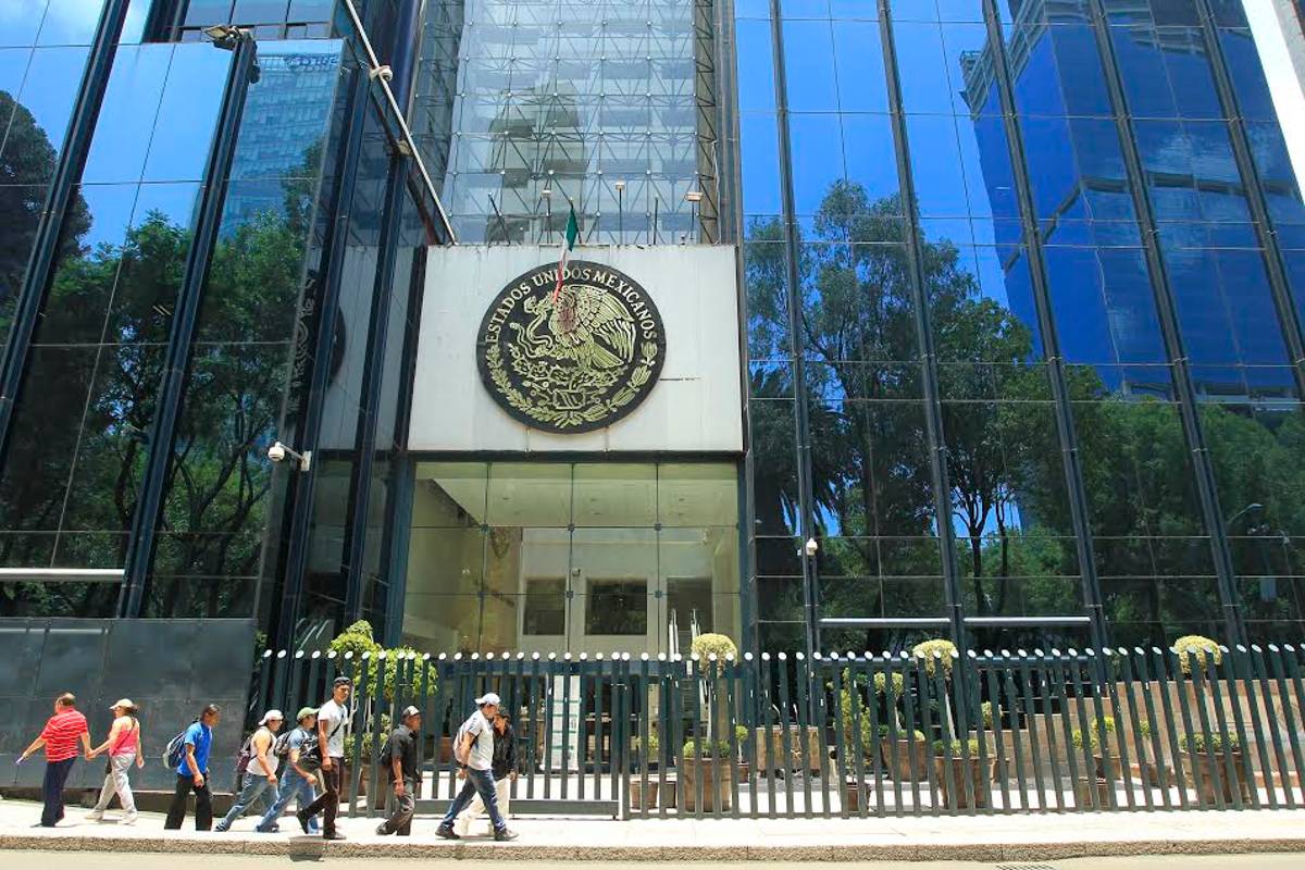 PGR admite que incapacidad para investigar deja sin resolver 7 de cada 10 casos