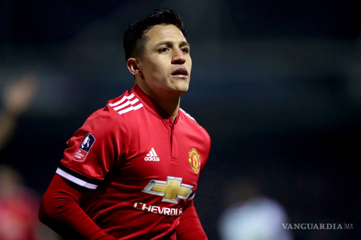 Alexis Sánchez debuta con Manchester United