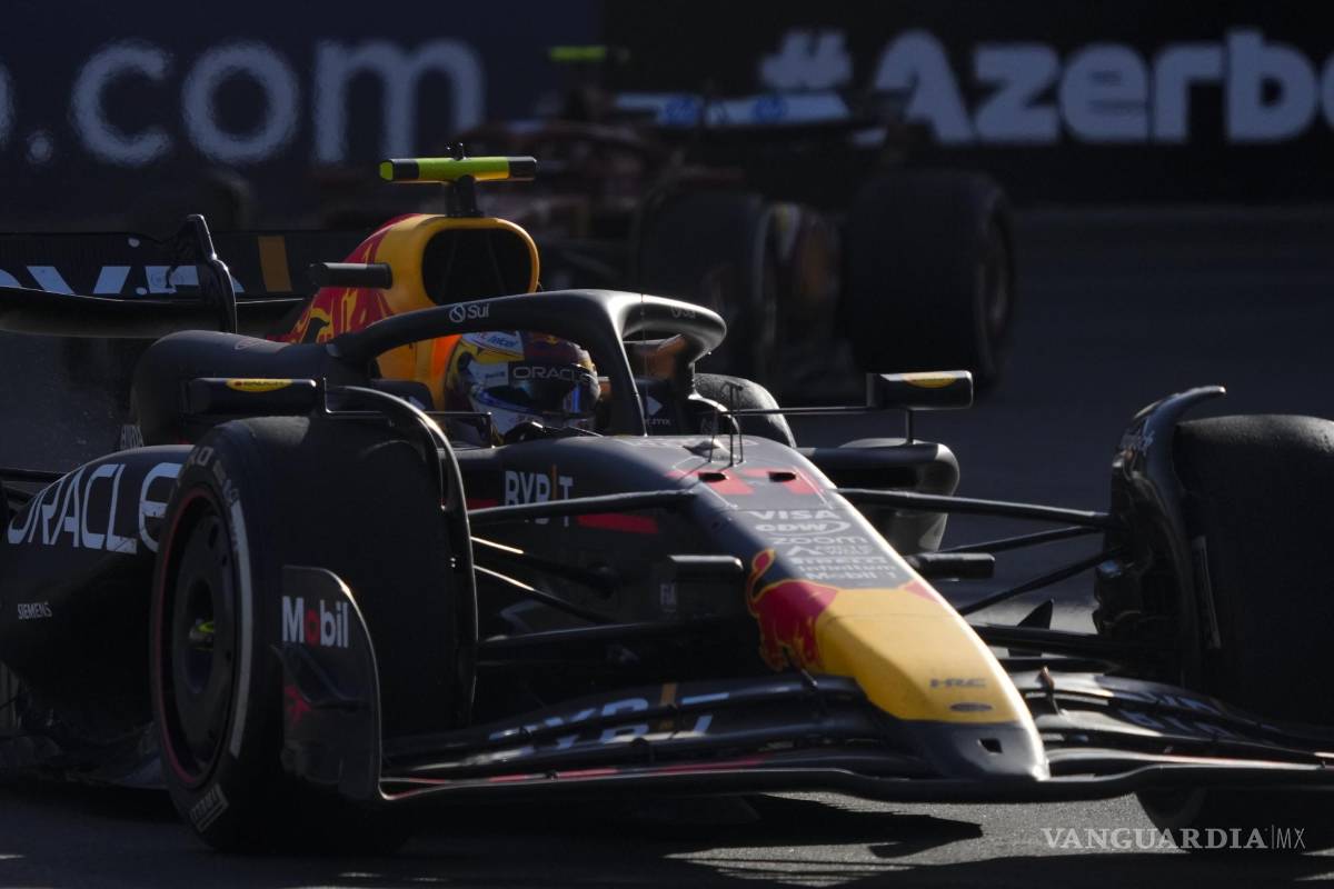 Pese a choque con Sainz, Checo Pérez vuelve a los Power Rankings de la Fórmula 1