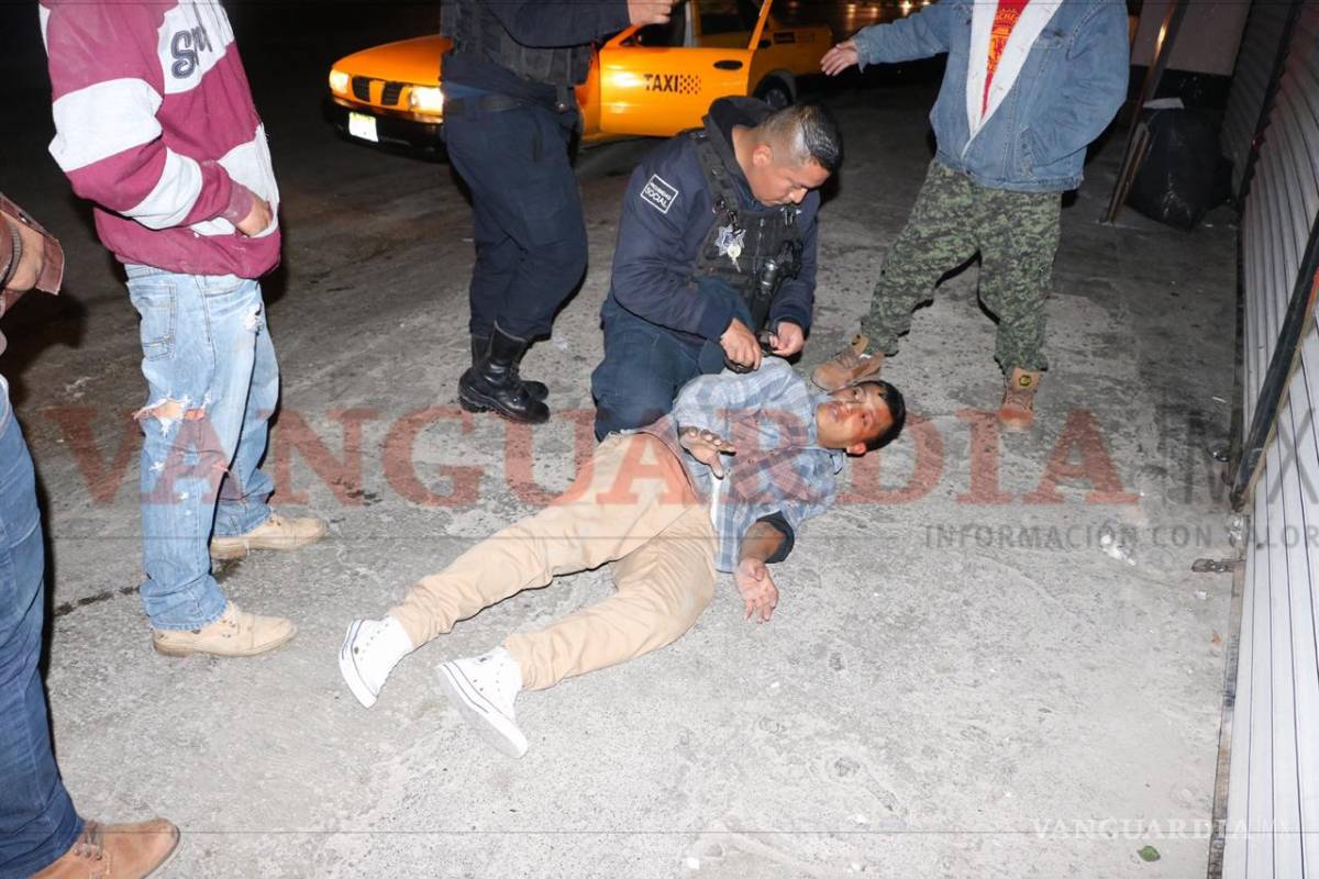 Detienen a hombre por negarse a pagar a dama de compañía