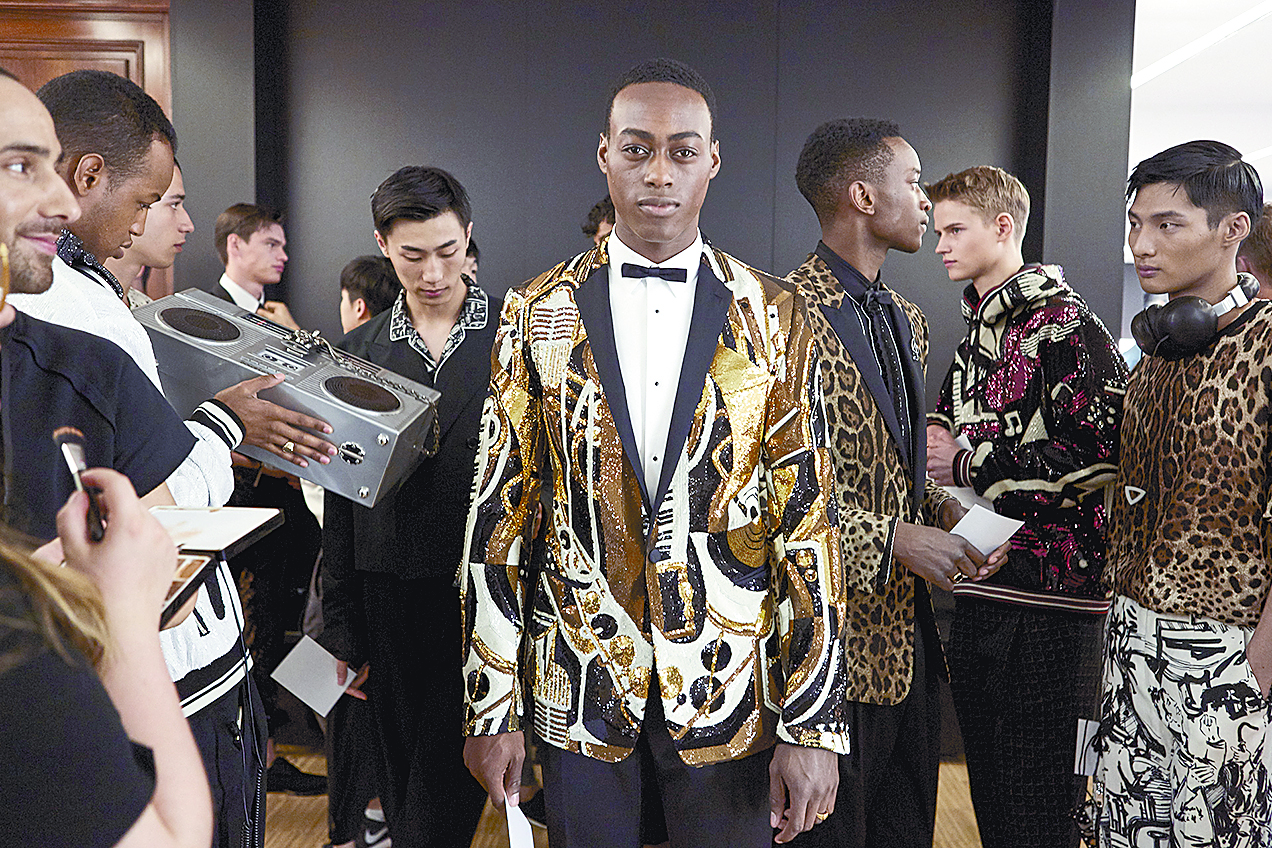 $!Los hombres también brillan