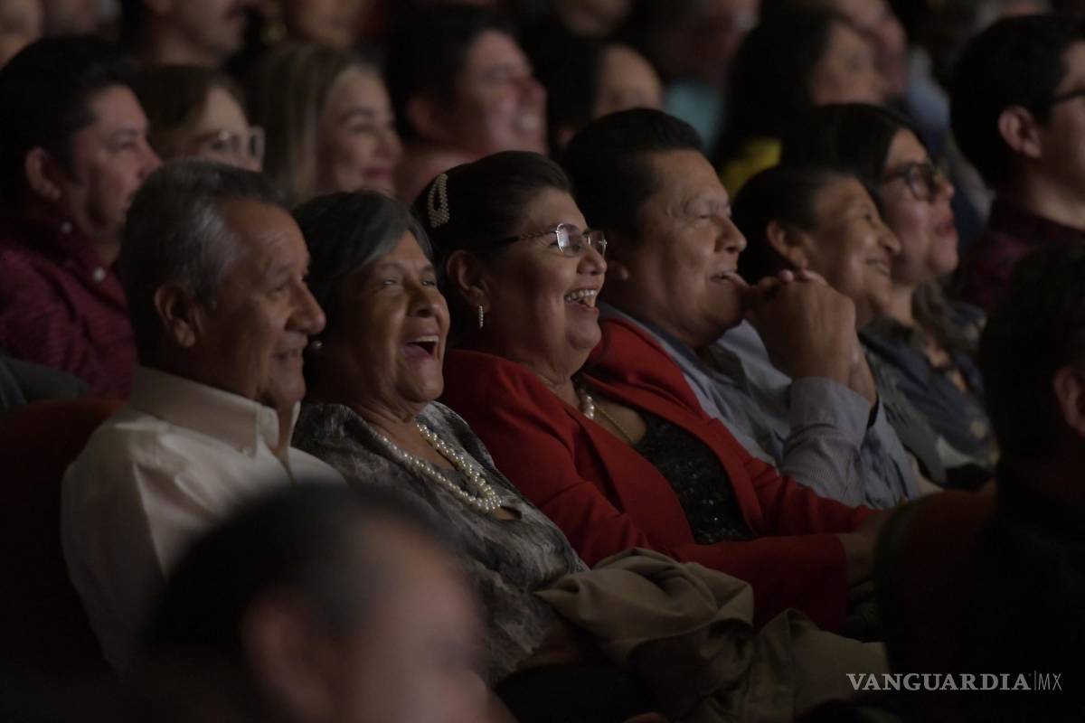 $!Se presenta la comedia de enredos ‘El marido perfecto’ en Saltillo