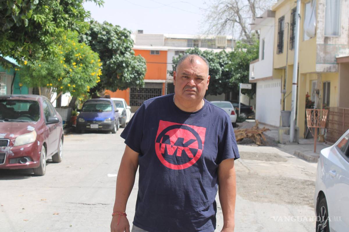 $!Panchito regresó a su barrio en la colonia Jacarandas de Torreón, el cual encontró deteriorado, al igual que la casa donde creció.