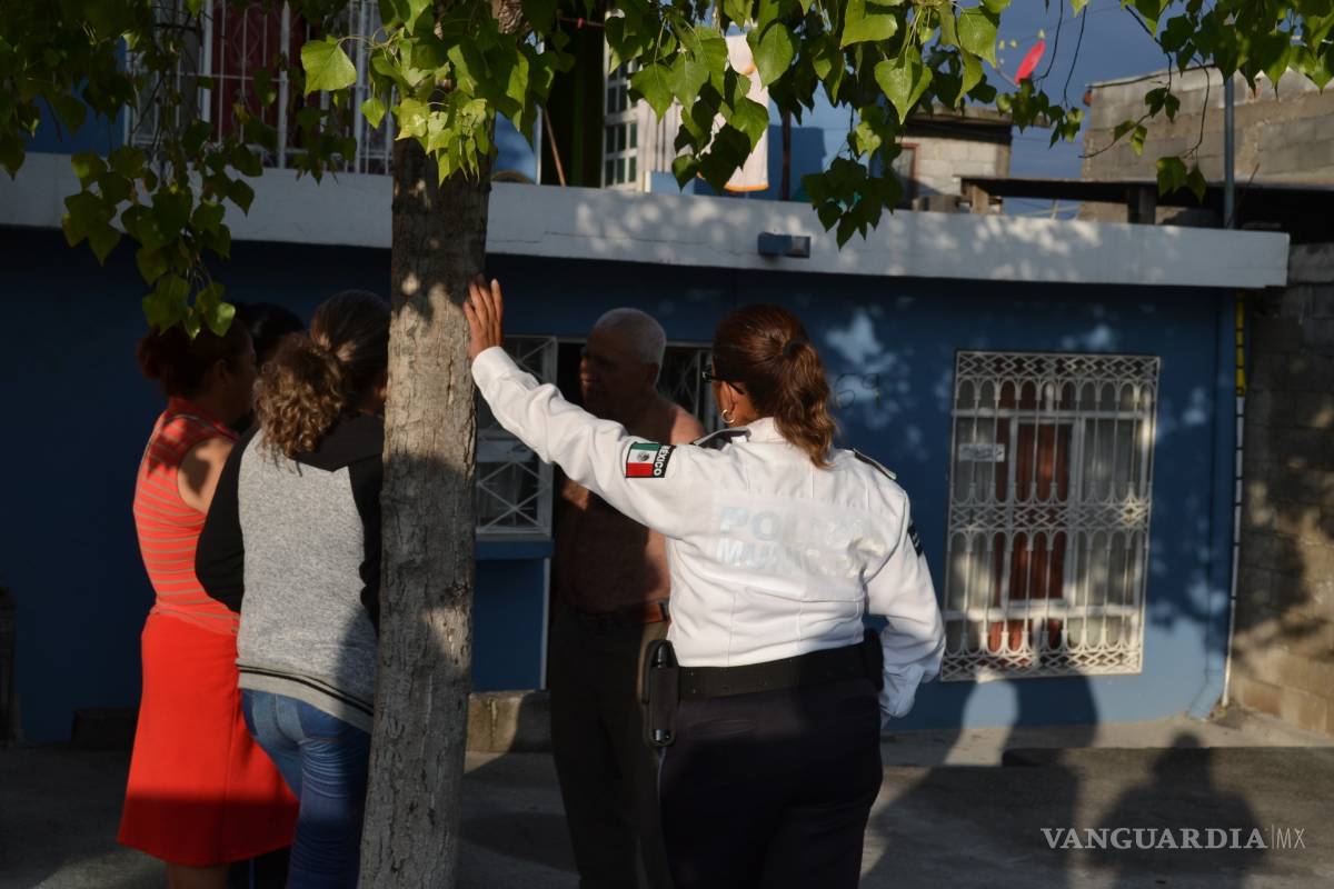 Echan de su propia casa a su padre