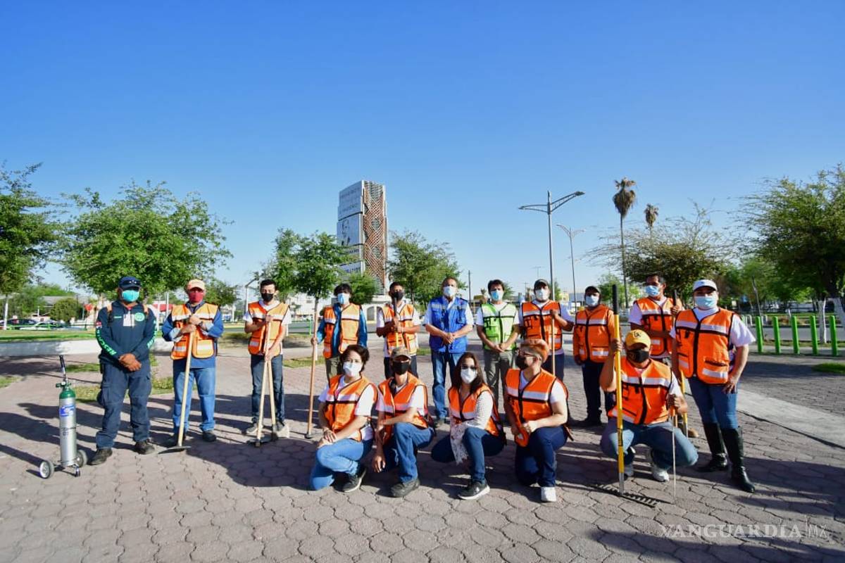 Viajan a Arteaga 16 brigadistas de Monclova en apoyo al combate del incendio forestal