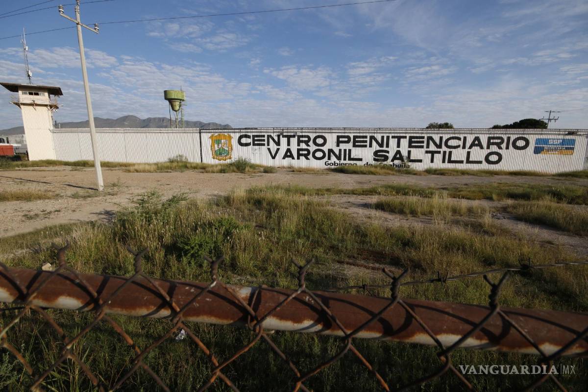 De panzazo pasan los penales de Coahuila