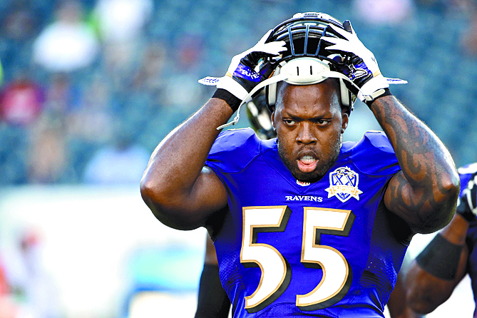 Suggs regresa a los Ravens