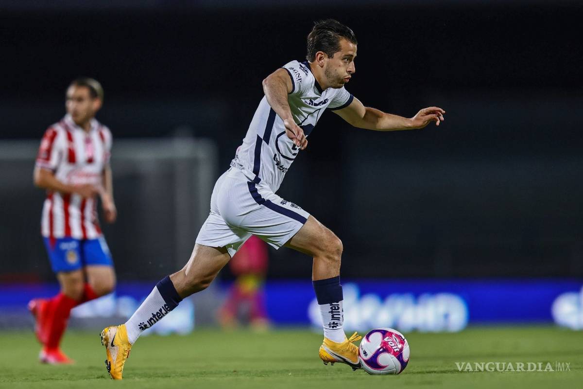 $!Le quitan tarjeta roja a Alan Mozo