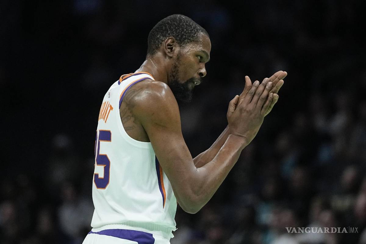 Sin rastros de lesión: así fue el debut de Kevin Durant con los Suns
