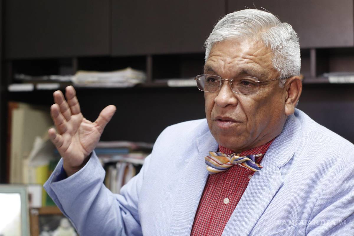 $!“A este volcancito no le dan importancia, salvo la gente que le gusta investigar”, Ramiro Flores Morales, coordinador de la Secretaría de Cultura en la Región Carbonífera y cronista municipal de Sabinas.