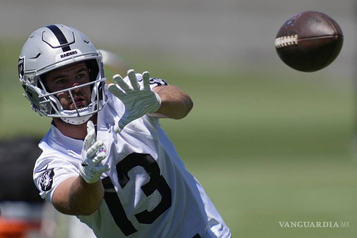 Renfrow acuerda con Raiders por dos años más