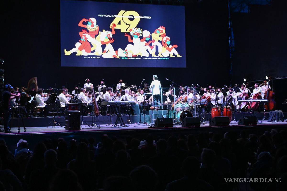 $!La Orquesta Filarmónica del Desierto dio el banderazo inicial a la inauguración de la edición 49 del Festival Internacional Cervantino en la ciudad de Guanajuato. Cuartoscuro/Daniel Augusto