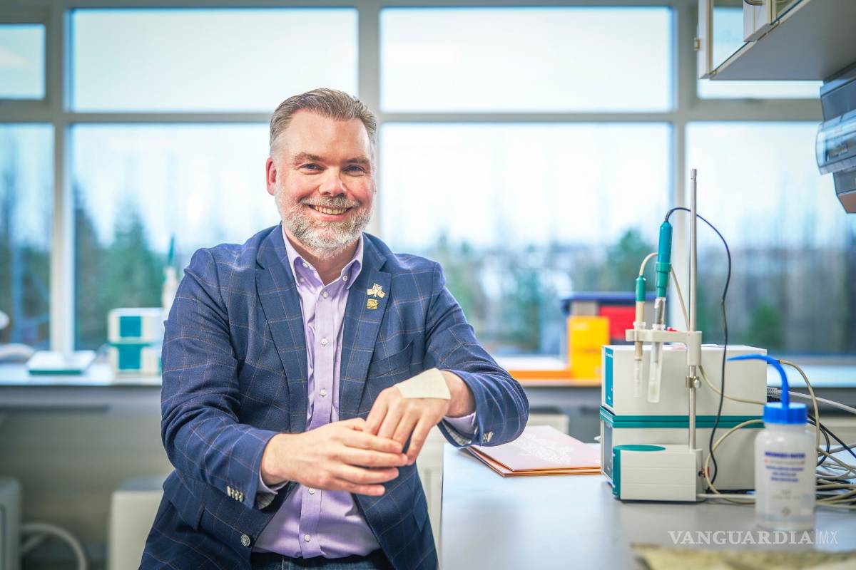 $!El inventor Fertram Sigurjonsson en su laboratorio.