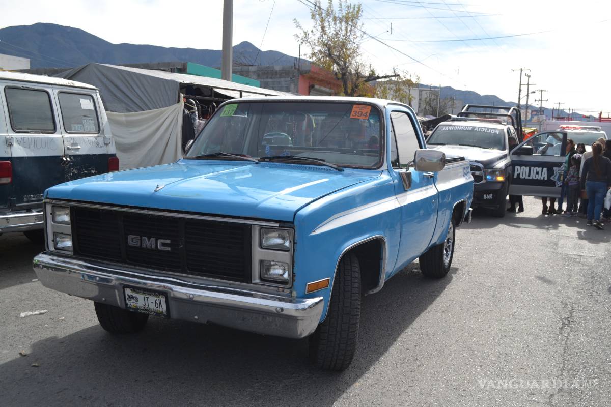 Atropella vehículo a niño en mercadito de Saltillo