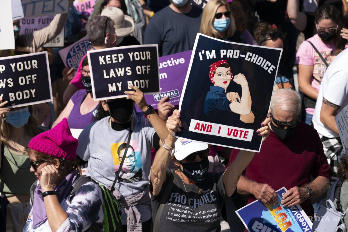 Marchan miles de mujeres cerca de la Casa Blanca en EU; defienden el derecho al aborto