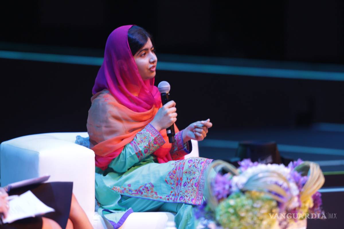 $!Malala habla ante 10 mil jóvenes en México Siglo XXI (En Vivo)