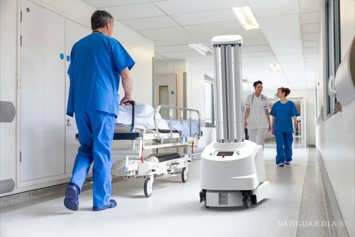 $!Robots, héroes anónimos en los hospitales contra la batalla contra el COVID-19