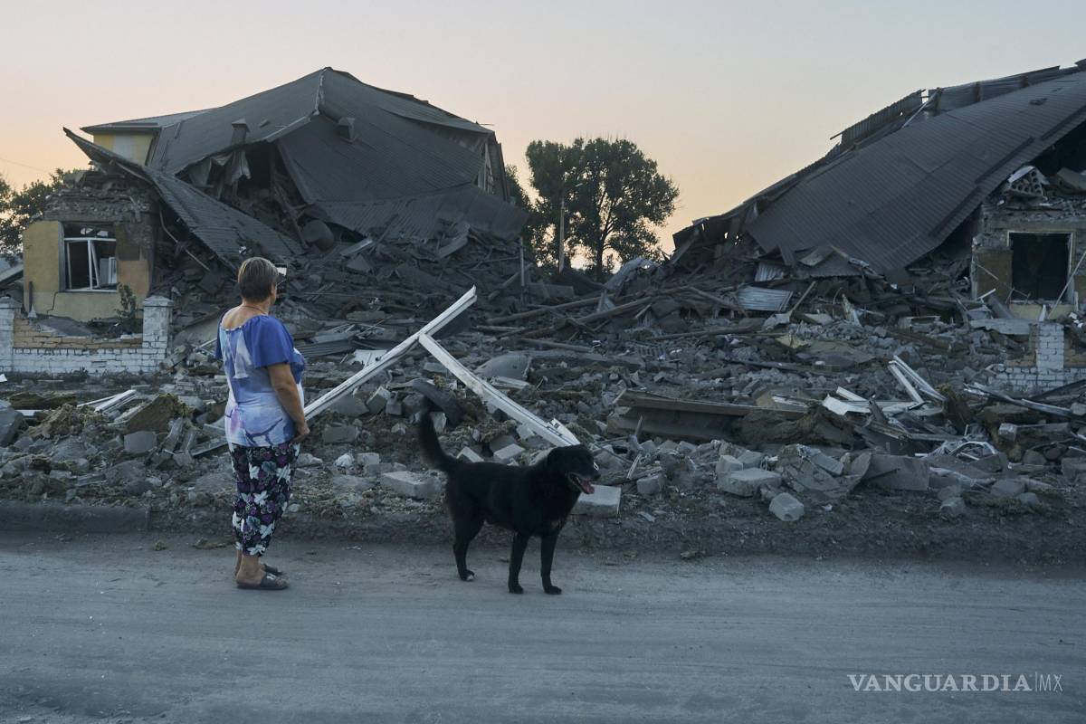 Apuntan a contraofensiva en el sur fuerzas de Kiev
