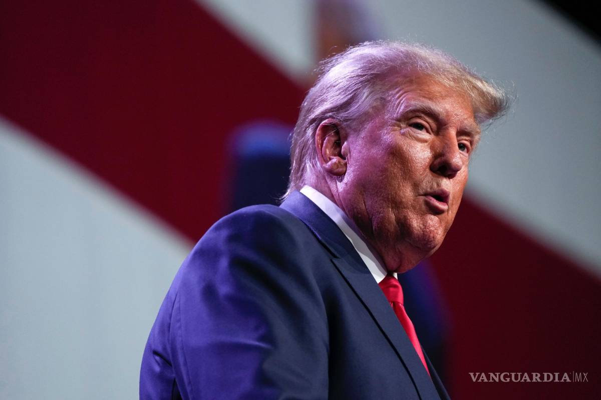 $!El candidato presidencial republicano, Donald Trump, en la Cena Lincoln 2023 del Partido Republicano de Iowa en Des Moines, Iowa, el viernes 28 de julio de 2023.