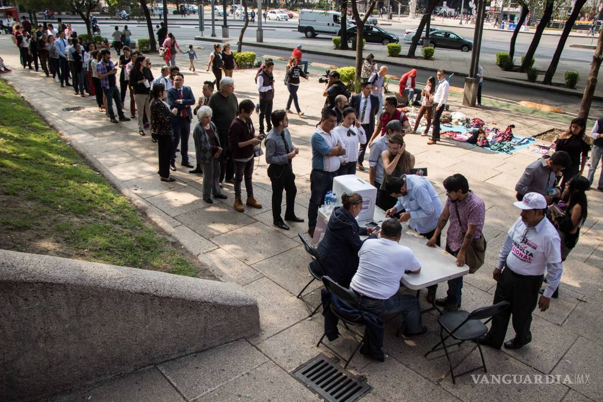 $!Consulta estuvo bien, sólo corruptos quieren que se cancele: AMLO