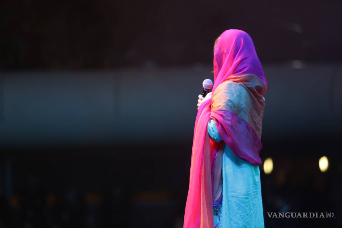 $!Malala habla ante 10 mil jóvenes en México Siglo XXI (En Vivo)