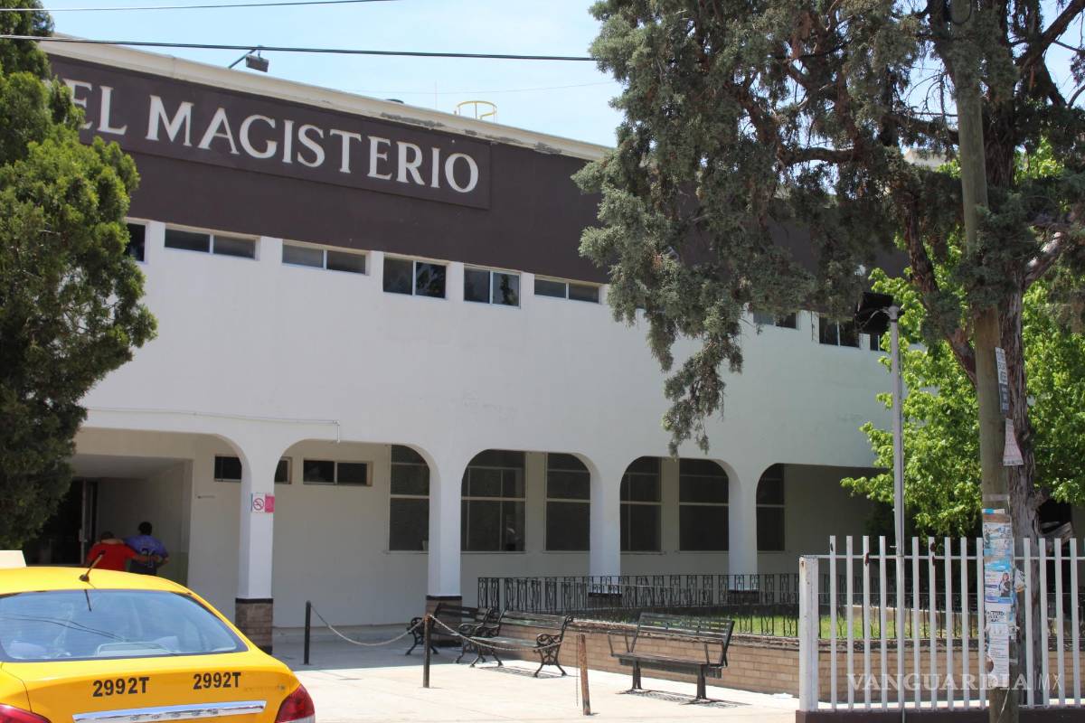 $!El Servicio Médico presupuesta más dinero de lo que pueden gastar, pero no lo usan, hay subejercicio y se está endeudando, en detrimento de la atención a los usuarios.