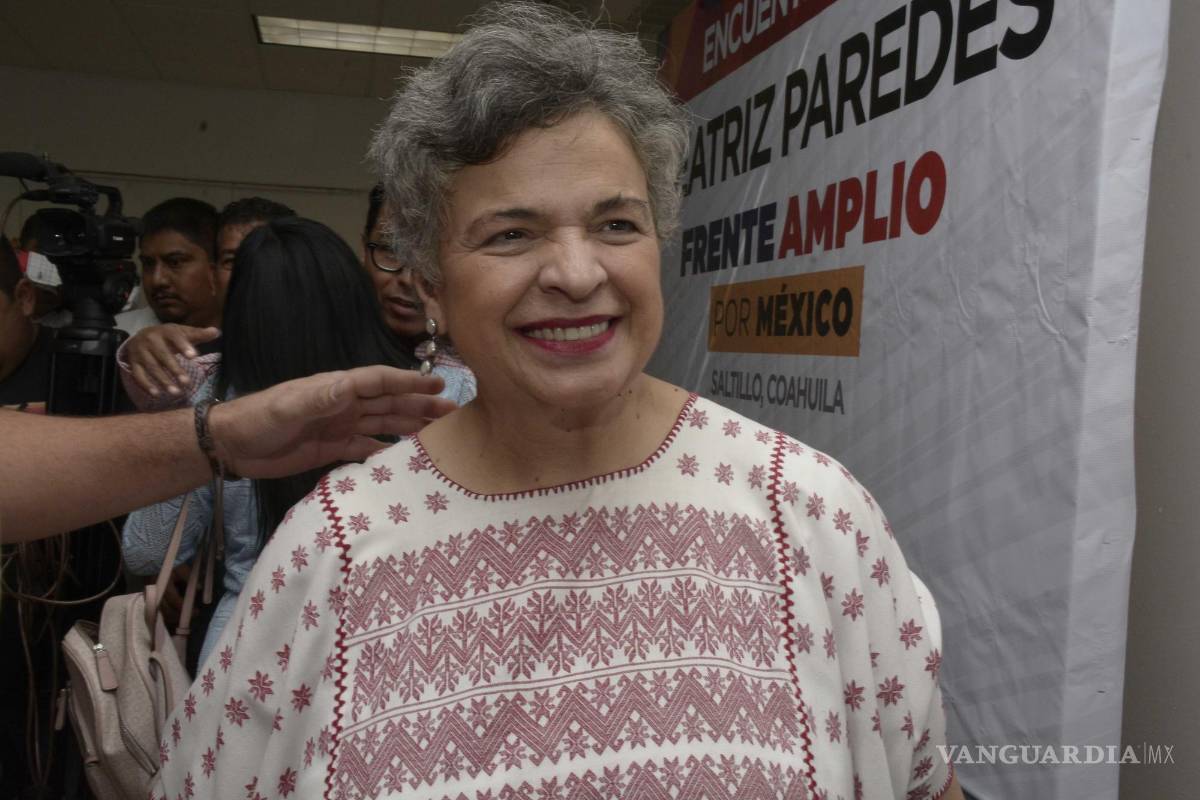 $!La senadora pidió que haya un referéndum sobre los libros de texto gratuitos.