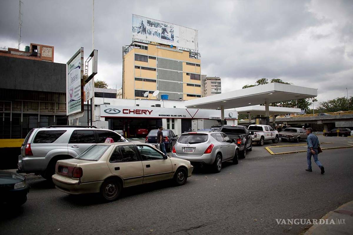Hay escasez de gasolina en Venezuela
