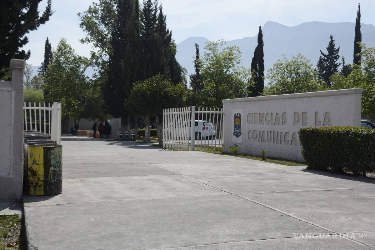 Fortaleza y liderazgo, pide IP a egresados de la UAdeC