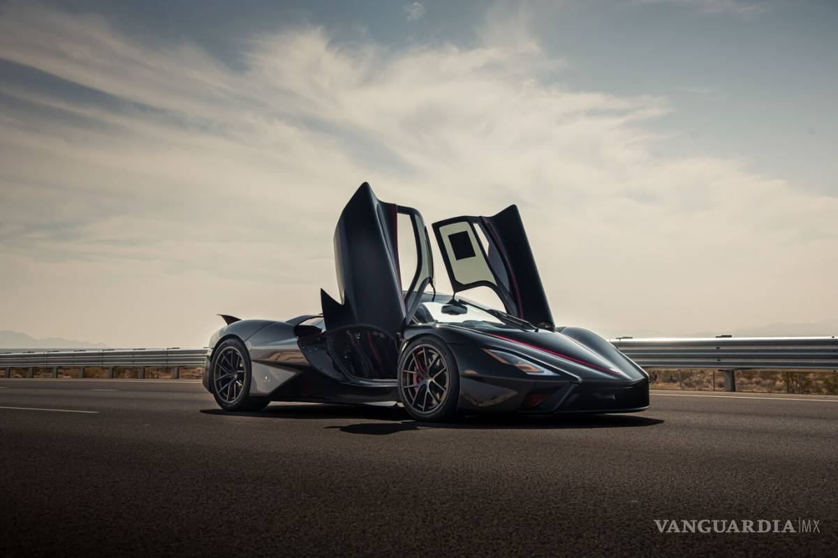 $!SSC Tuatara es ahora el coche más rápido del mundo ¡Rompe la barrera de los 500 km/h!