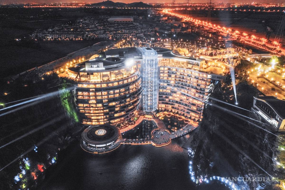 Shimao Wonderland, un majestuoso hotel que no fue construido hacia arriba, sino hacia abajo