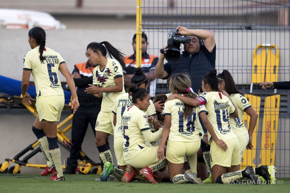 Así honraron la memoria de Diana González en el partido del América Femenil