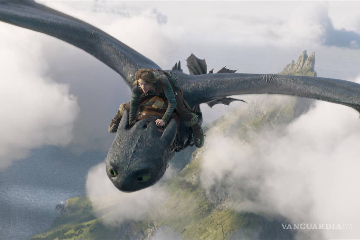 ¡Guerra de live action! “Cómo entrenar a tu dragón” supera a “Lilo y Stitch” en taquilla