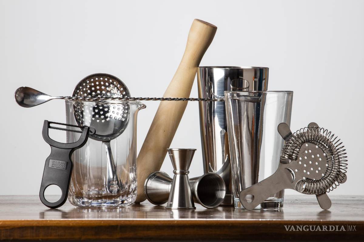 $!No es necesario tener muchas botellas para poder crear la mayoría de las fórmulas cocteleras clásicas.