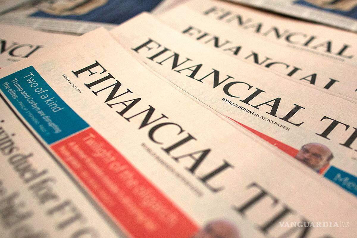 AMLO niega recorte de 4 mil burócratas, pide a Financial Times que se disculpe