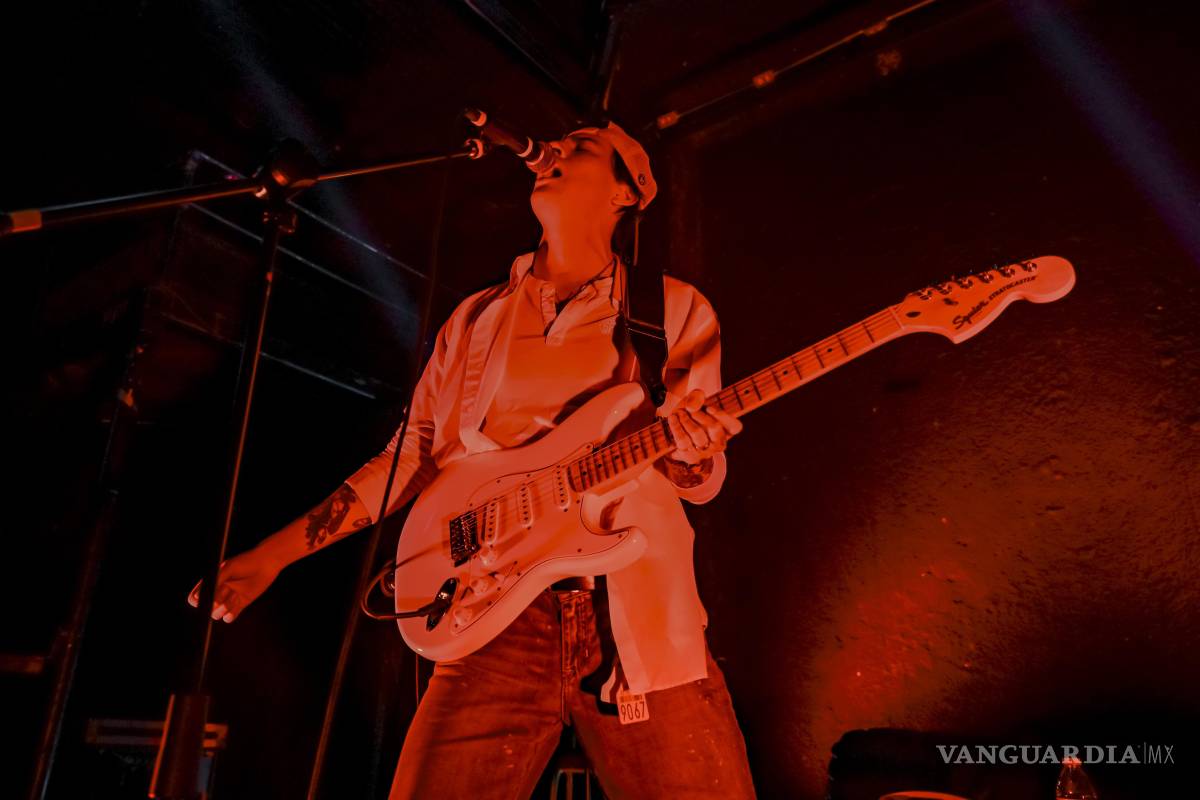 $!Artistas de saltillo deslumbraron con su música en Loop Concert Bar como parte de la FINA 449