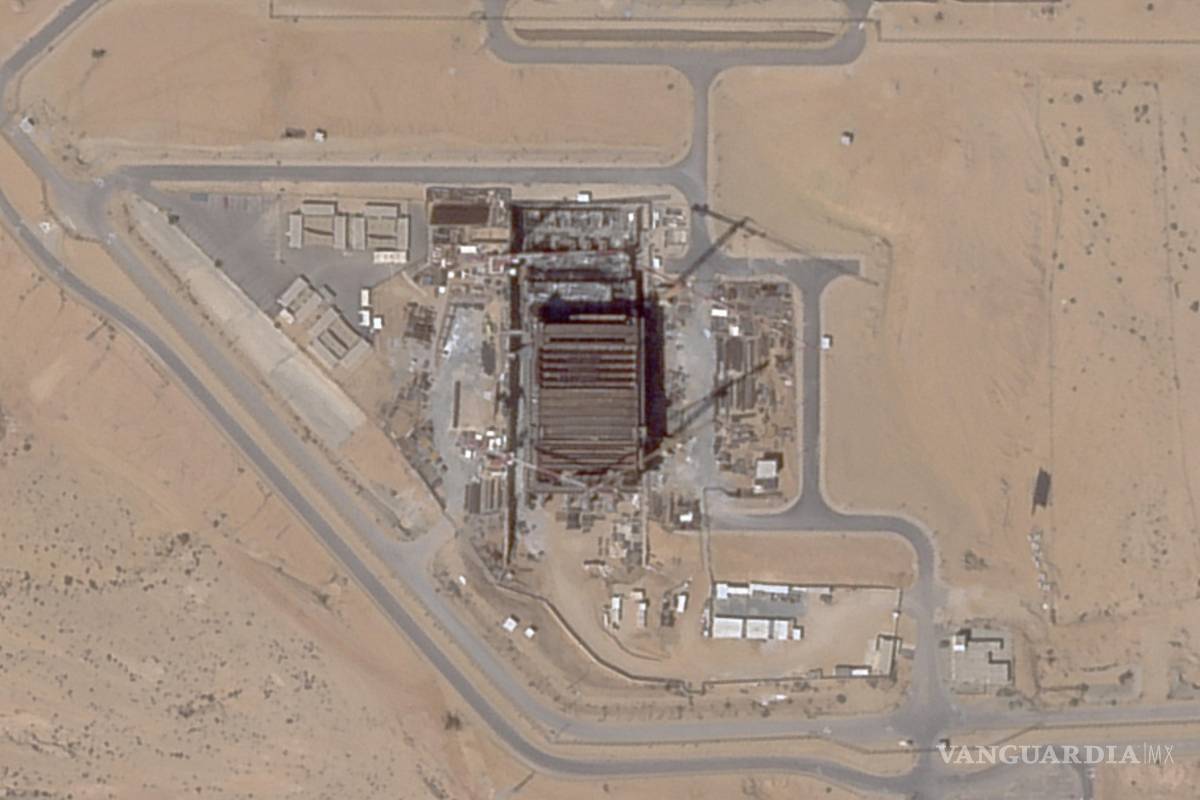 $!Esta foto satelital proporcionada por Planet Labs PBC muestra el Centro de Investigación Nuclear Shimon Peres Negev cerca de la ciudad de Dimona, Israel.