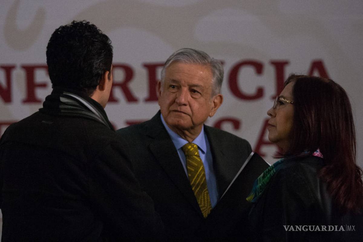 AMLO promete presupuesto ilimitado para búsqueda de desaparecidos e identificación