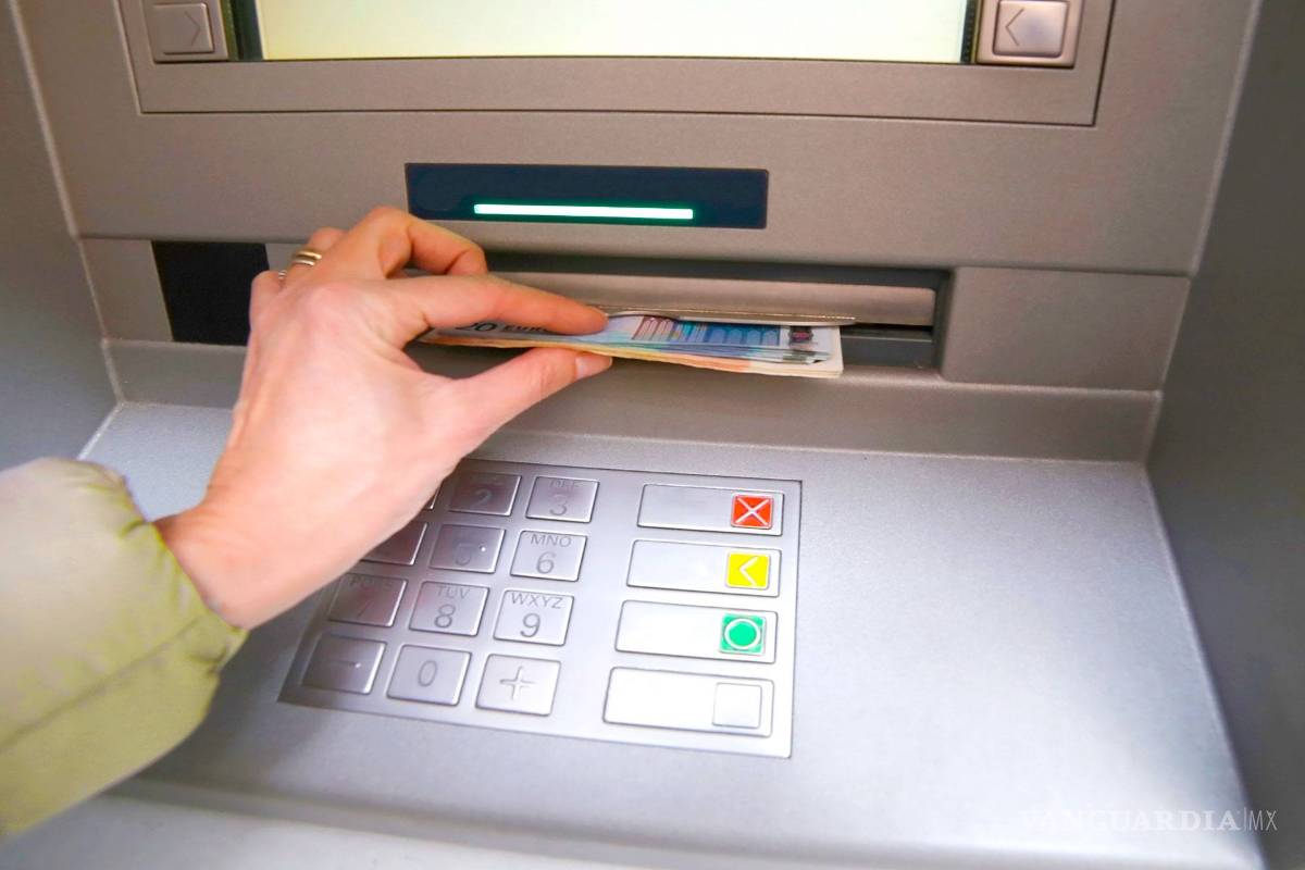 Trabajadores de Piedras Negras sufren porque descuentos siguen y no completan con tan solo el 50% de su sueldo