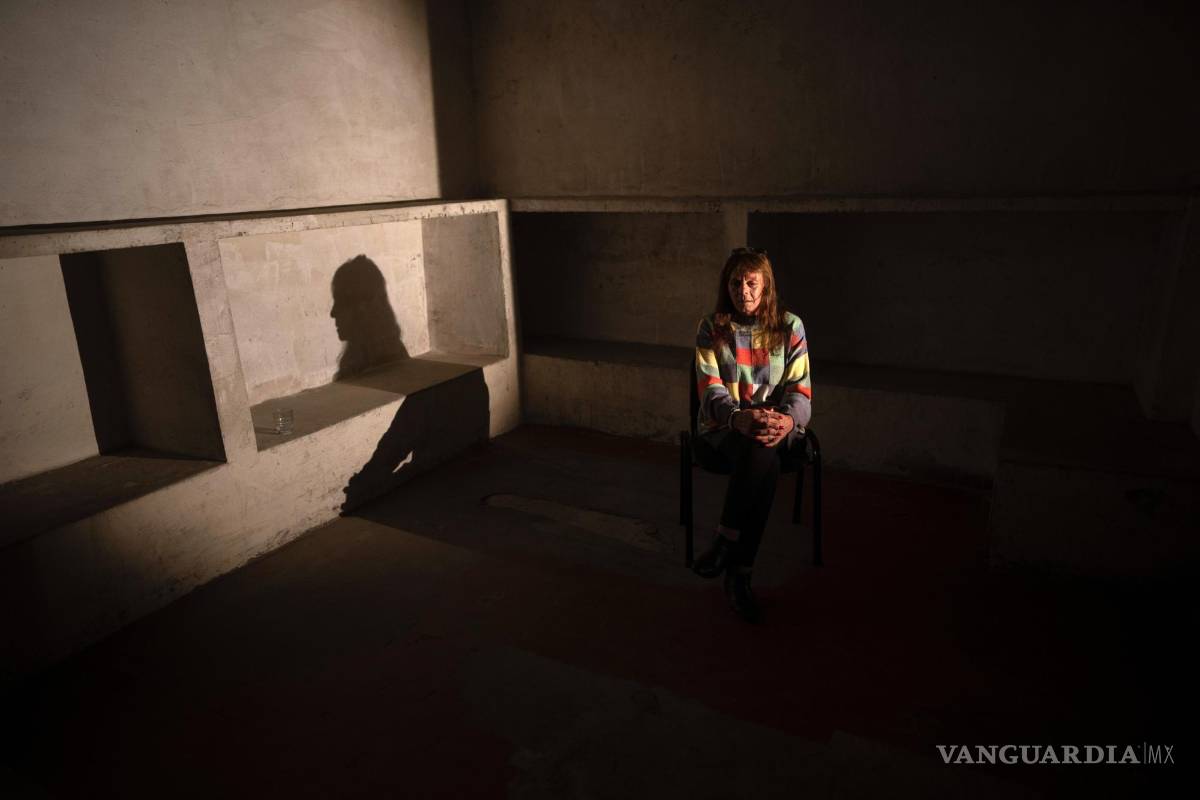 $!El Banfield Pit, antigua estación de policía, uno de los cientos de centros ilegales de detención y tortura durante la dictadura que gobernó Argentina de 1976 a 1983.