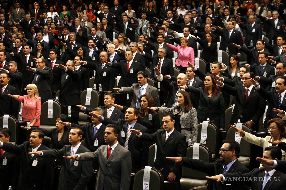 Analiza el PRI reducir ingresos de diputados