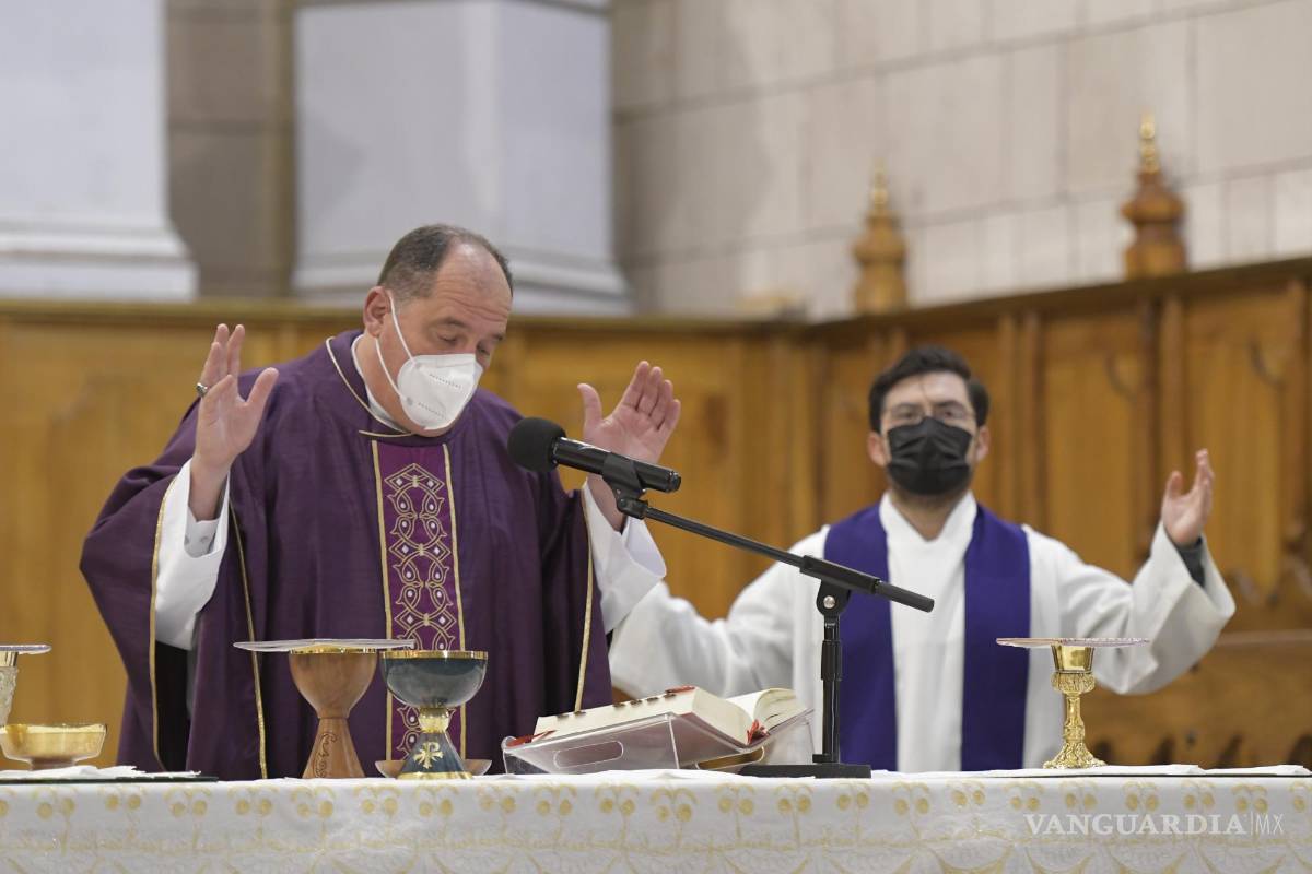 $!Si yo me privo voluntariamente de un alimento, agregó, es porque quiero compartir ese alimento con los demás, y eso, reiteró, es lo más importante de la Cuaresma.