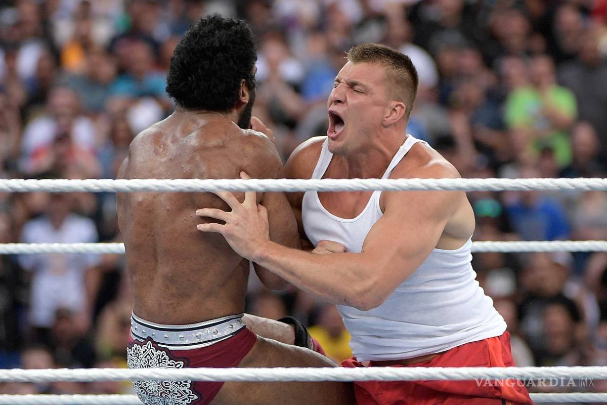 $!Rob Gronkowski ya tendría trabajo y sería ¡en la WWE!