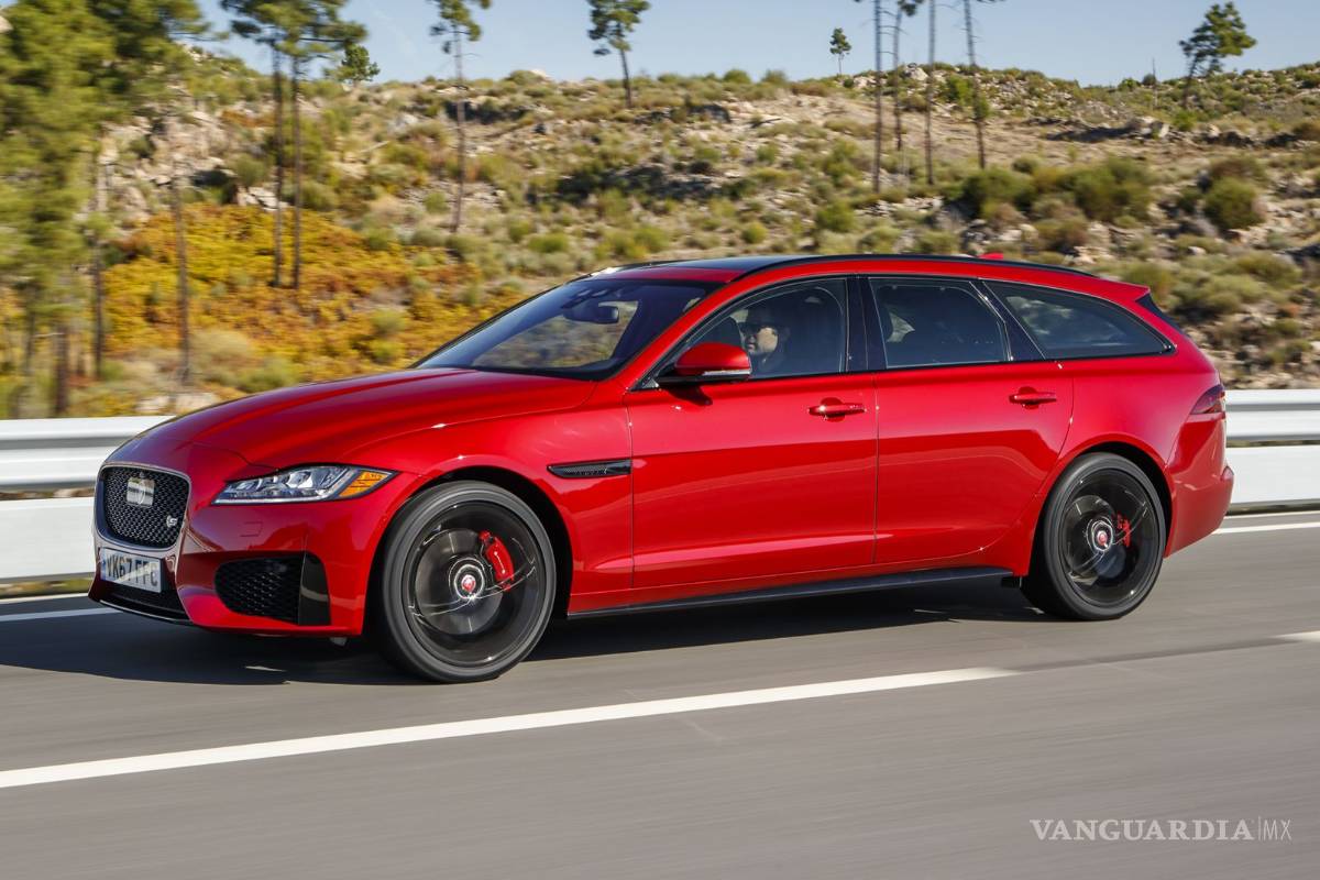 $!Los mejores autos y una motocicleta de lujo que rodaron por los caminos en 2018