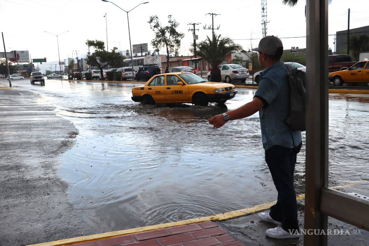 $!Encharcamientos en diversos sectores de la ciudad.