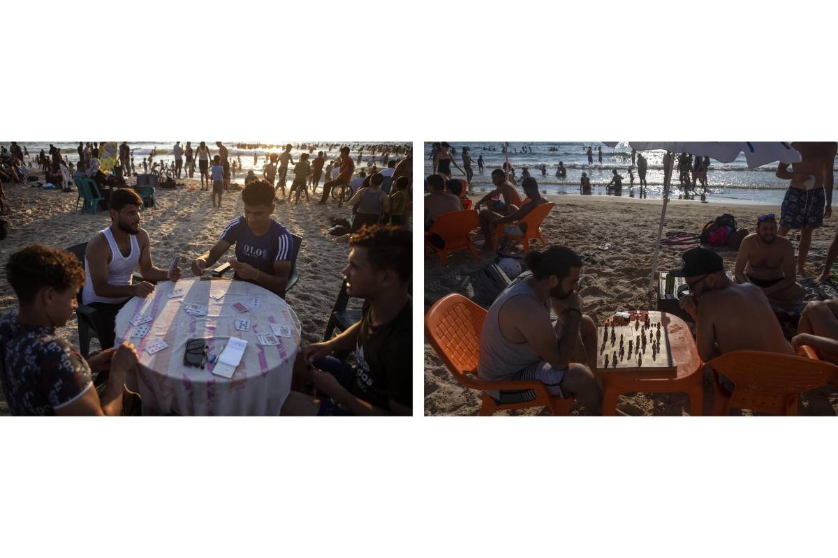 Playa del Mediterráneo, uno de los pocos espacios donde palestinos e israelitas pueden convivir sin muros
