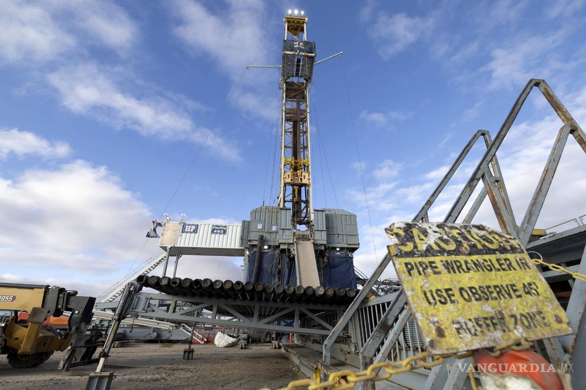 $!Un equipo de perforación se encuentra en un sitio geotérmico de Fervo Energy cerca de Milford, Utah.