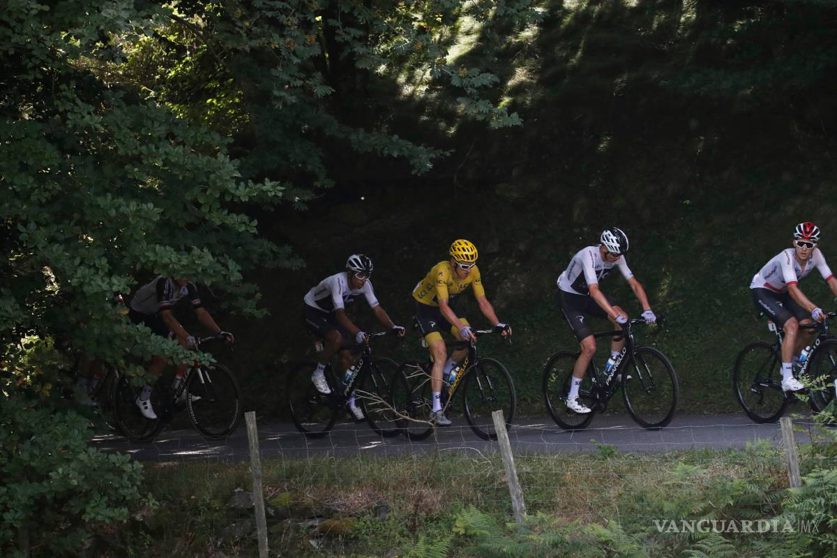 $!Froome es agredido por los aficionados tras caso de dopaje